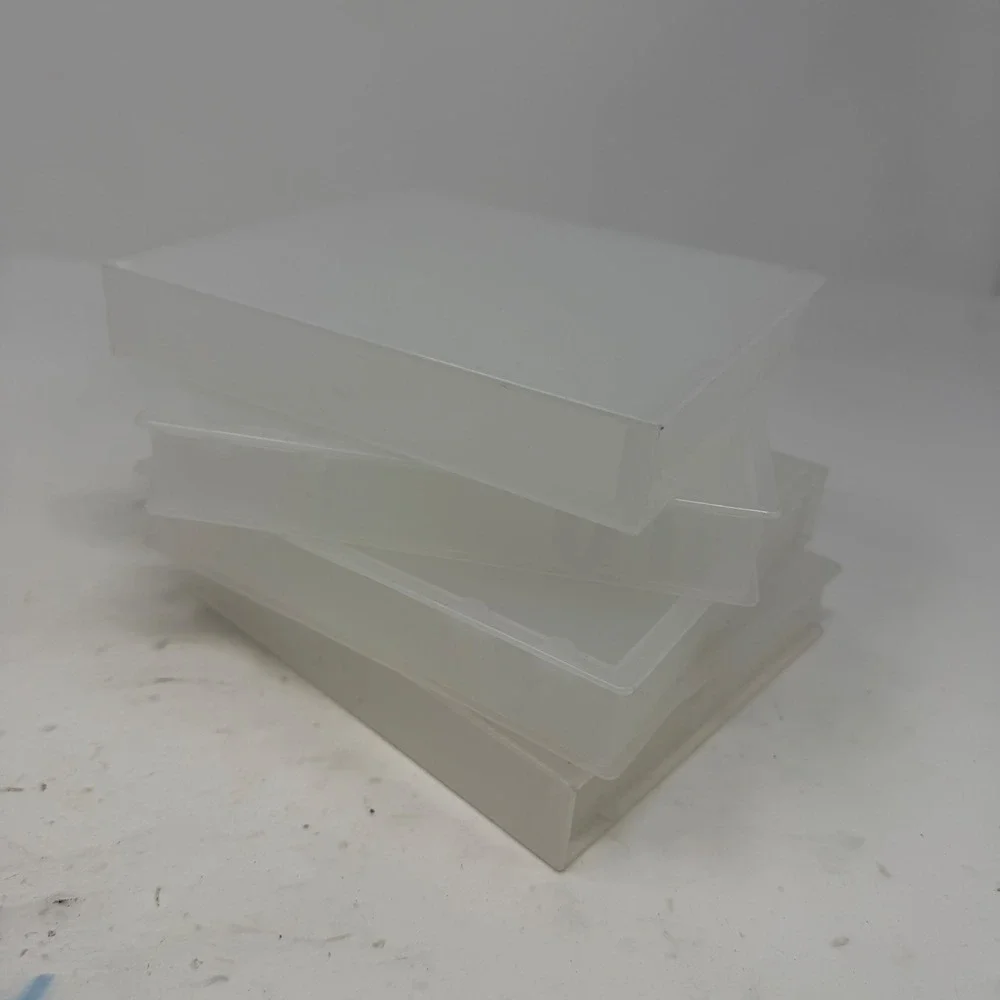 Lot of 4 NES Nintendo Translucent Plastic Storage Cases Snap Boxes Slim